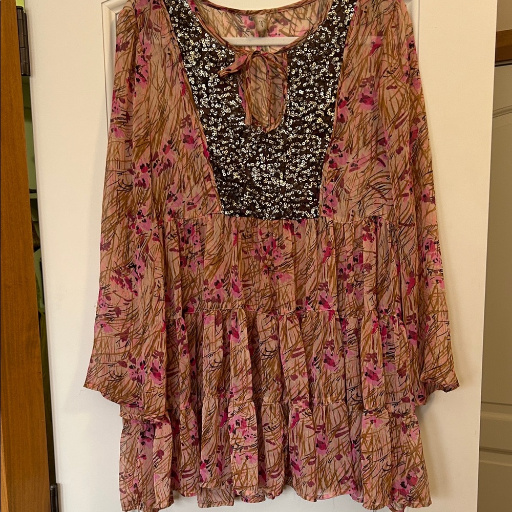 Aratta Floral Blouse - Pink and Brown with Elegant Bib chest Piece. One size
